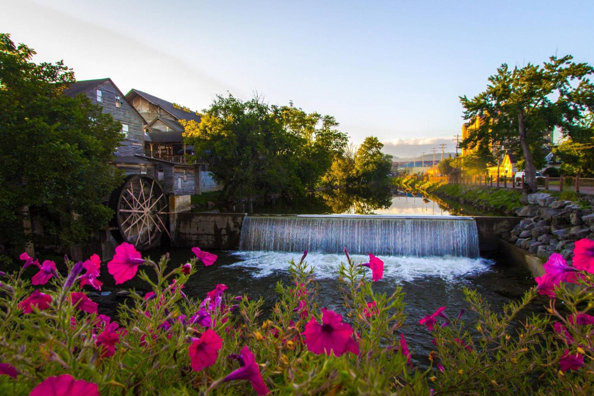 Ruby'S Lake House Villa Sevierville Exterior foto